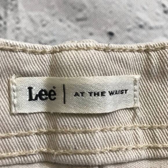 Lee Beige Capri Woman Pant - Picture 4 of 7